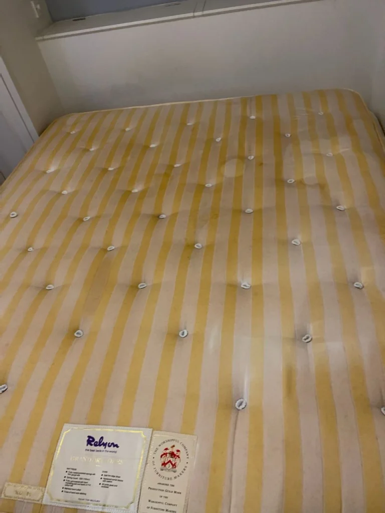 different methods of mattress cleaning